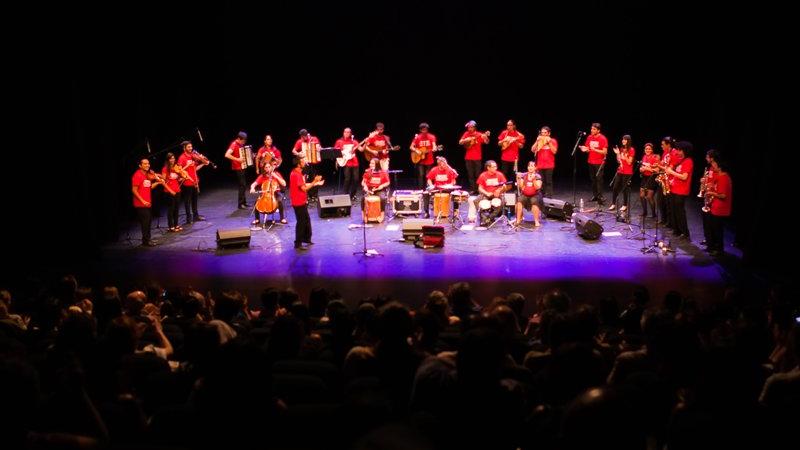 Concierto agrupación musical Ensamble Transatlántico de Folk Chileno