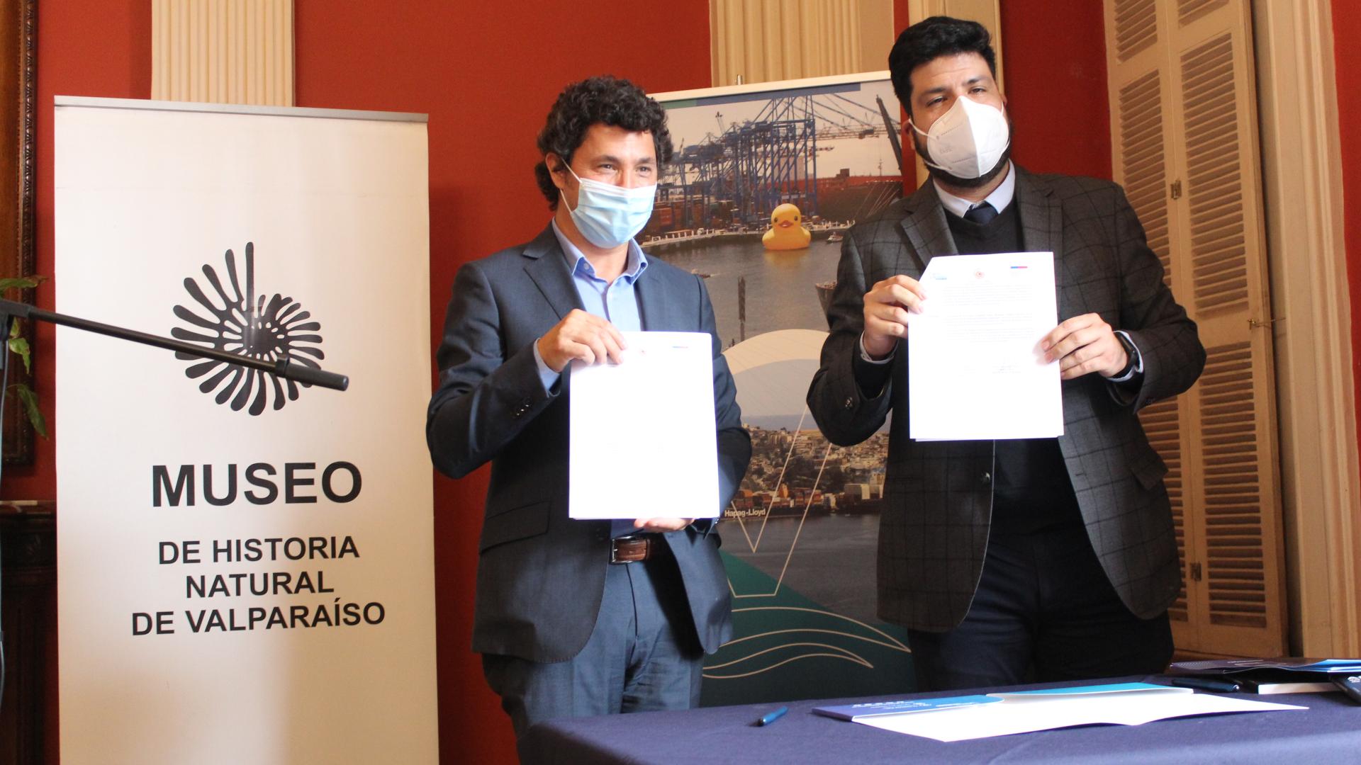 Firma de convenio entre la dirección regional Valparaíso del Servicio Nacional del Patrimonio Cultural y la Empresa portuaria de Valparaíso