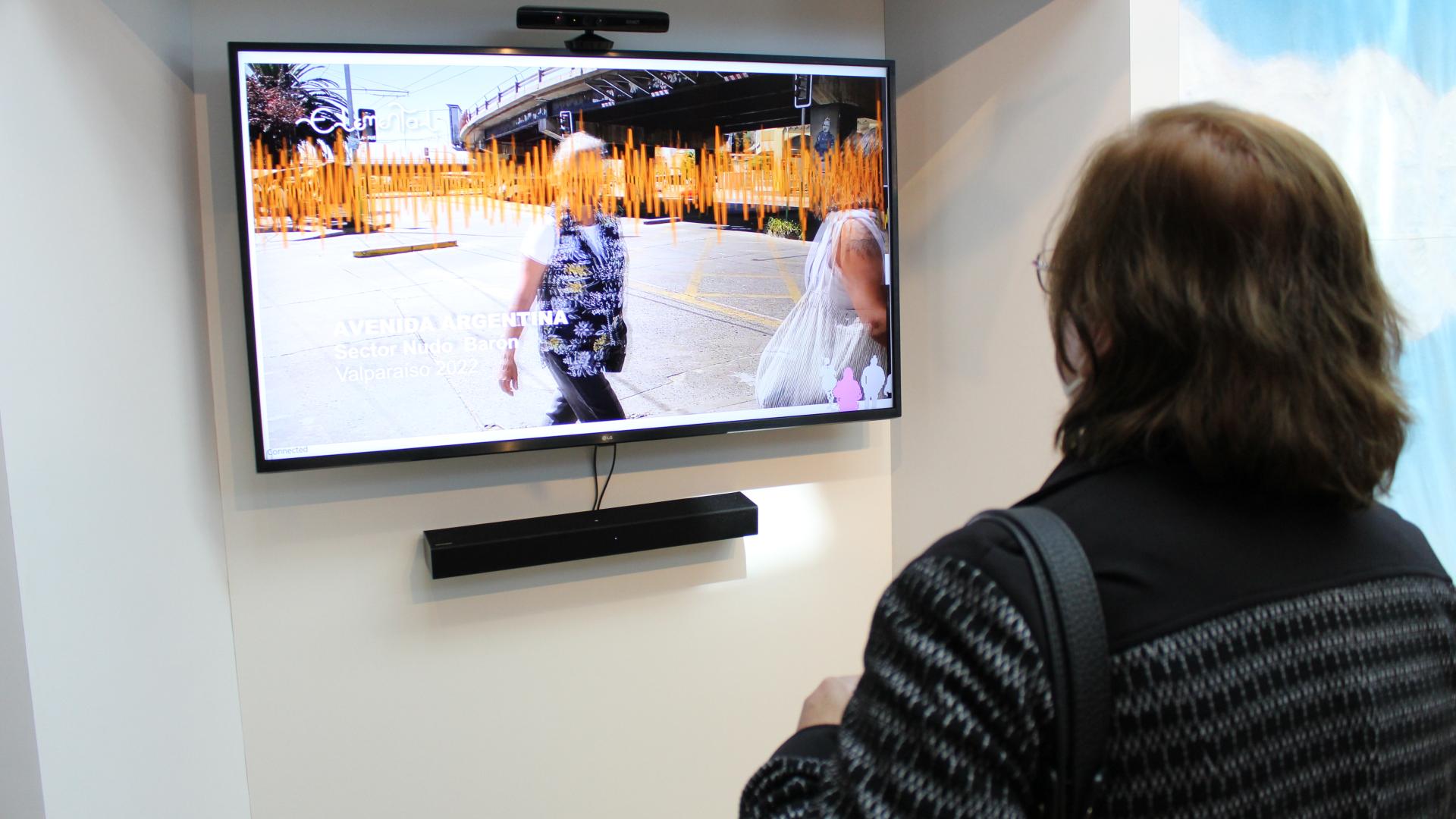 Módulo interactivo de la exposición Elemental presenta niveles del ruido en la ciudad de Valparaíso