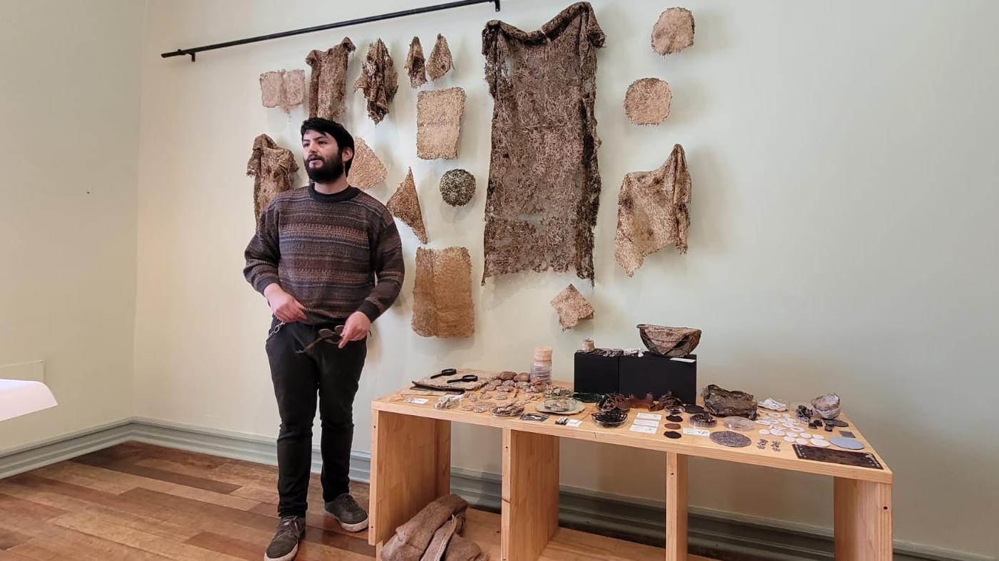 Bastián Díaz Jerez, presentó en el museo su innovadora propuesta sobre biomateriales