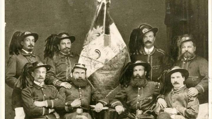  Primer directrio de la Sexta Compañìa de Bomberos del año 1859, año en que parten los funerales nocturnos. Fotografìa gentileza de Ezio Passadore.
