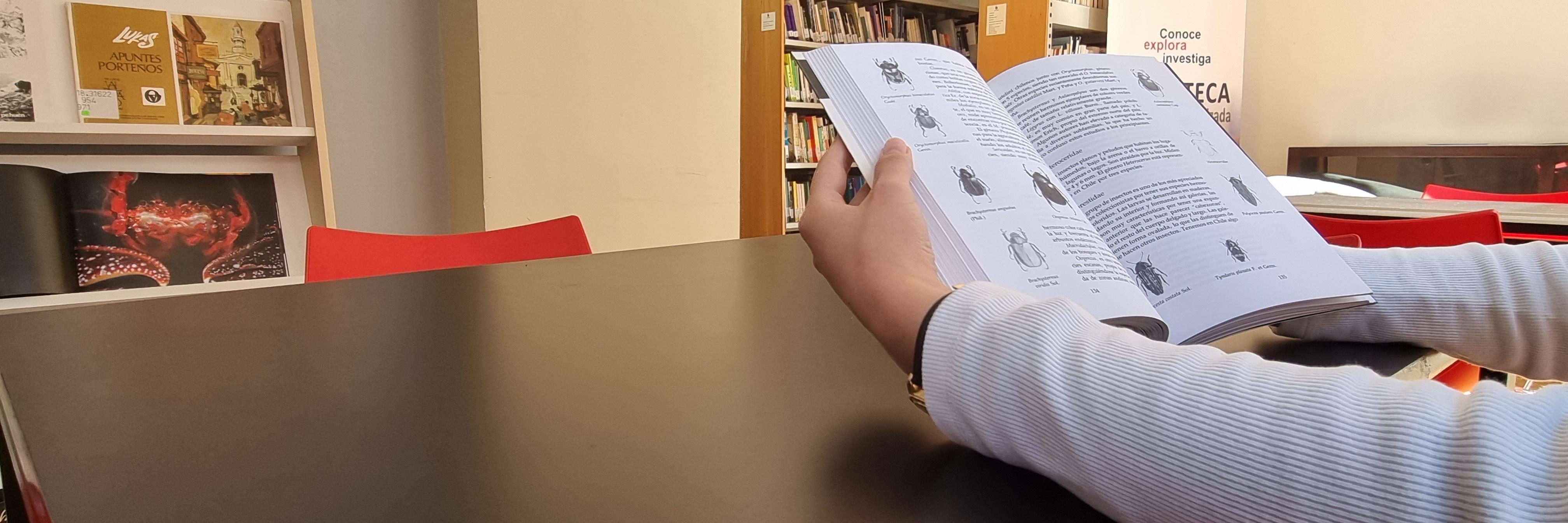 Biblioteca científica del museo