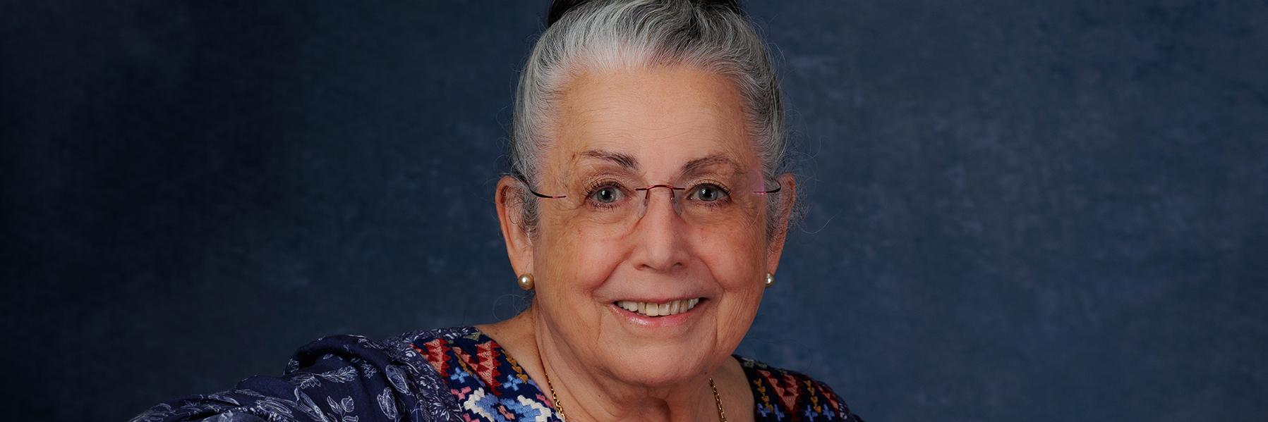 Dra Gloria Arratia