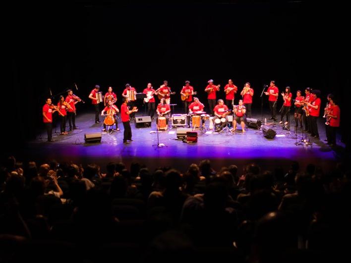 Concierto agrupación musical Ensamble Transatlántico de Folk Chileno