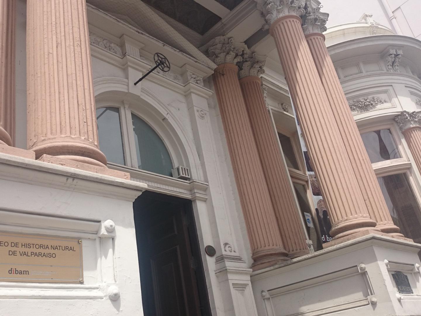 Fachada Museo de Historia Natural de Valparaíso