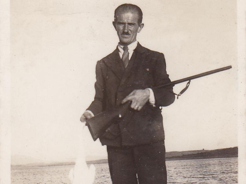 José Carpeneto cazando