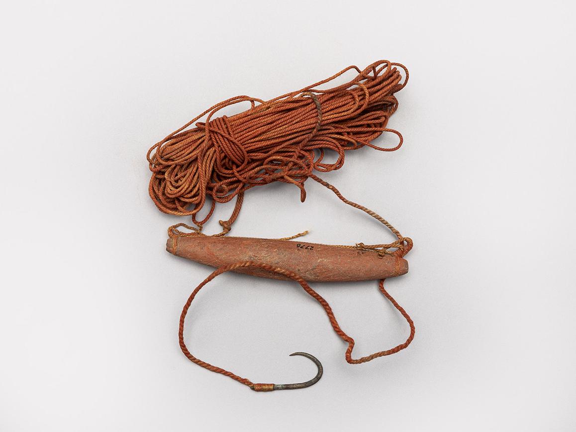 Dispositivo de pesca con anzuelo