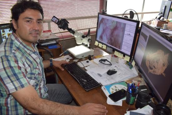 Dr. Claudio Quezada, director del Laboratorio de Limnoecología.