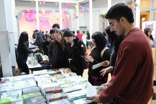 feria del libro científico en el día de los patrimonios