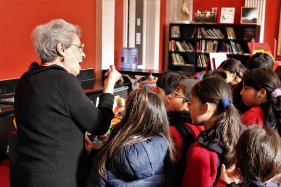 Juegos tradicionales de ayer y hoy” que en esta oportunidad contó con la presencia Karen Plath Müller,