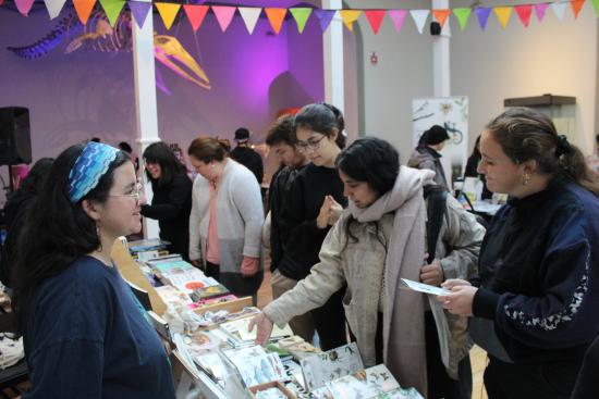 feria del libro científico en el día de los patrimonios