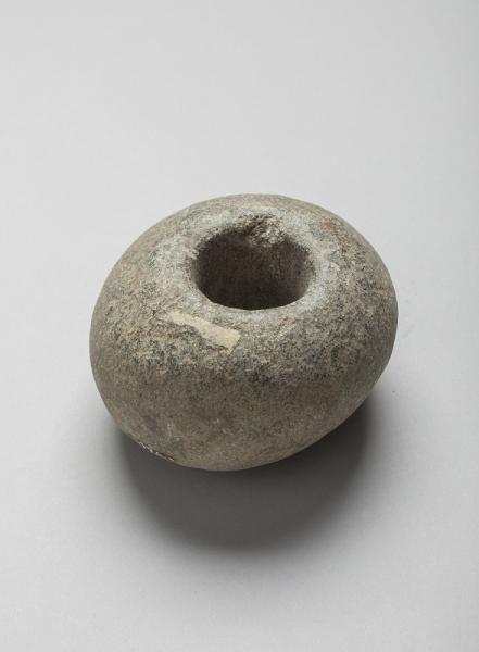 MHNV 1067_3 piedra horadada