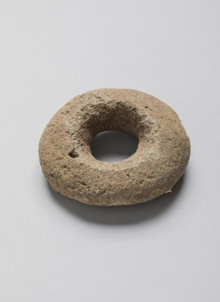 MHNV 1080_3  piedra horadada