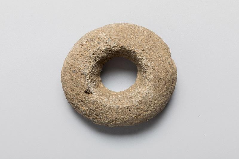 MHNV 1080_2  piedra horadada