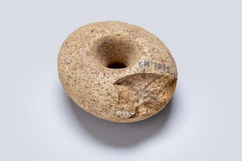 MHNV 1101_2 piedra horadada