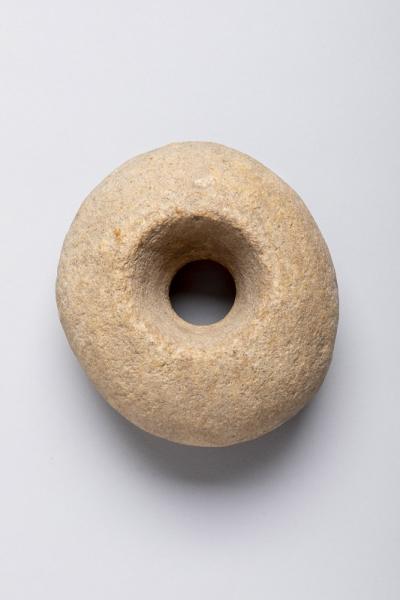 MHNV 2714_2 piedra horadada