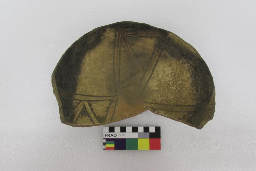 Puco Tipo Aconcagua Tricromo engobado. Arqueología urbana de Valparaíso