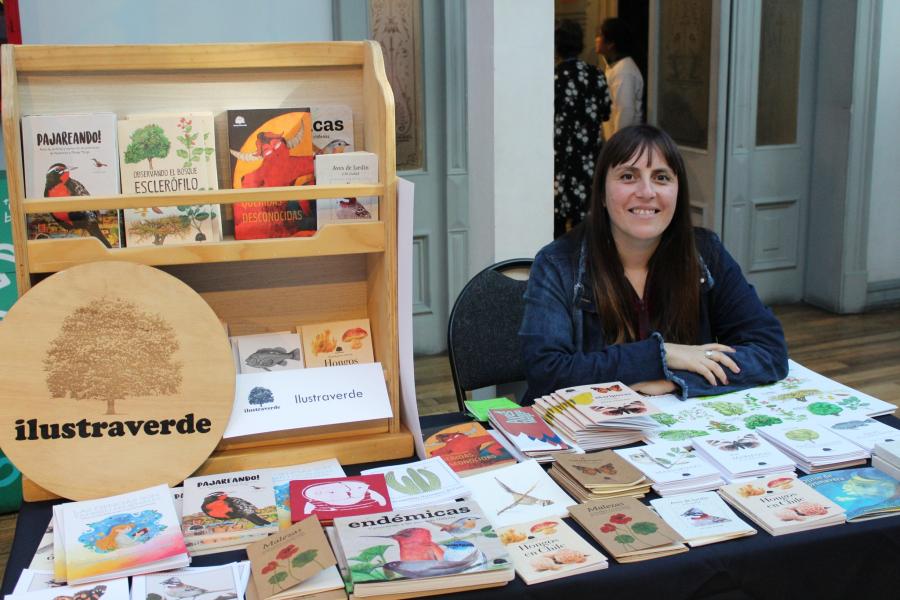 Primera feria del libro científico MHNV